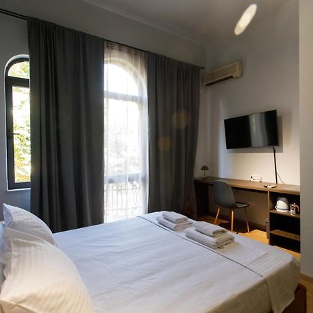 Studio31Apartments Tirana City Center Exteriör bild