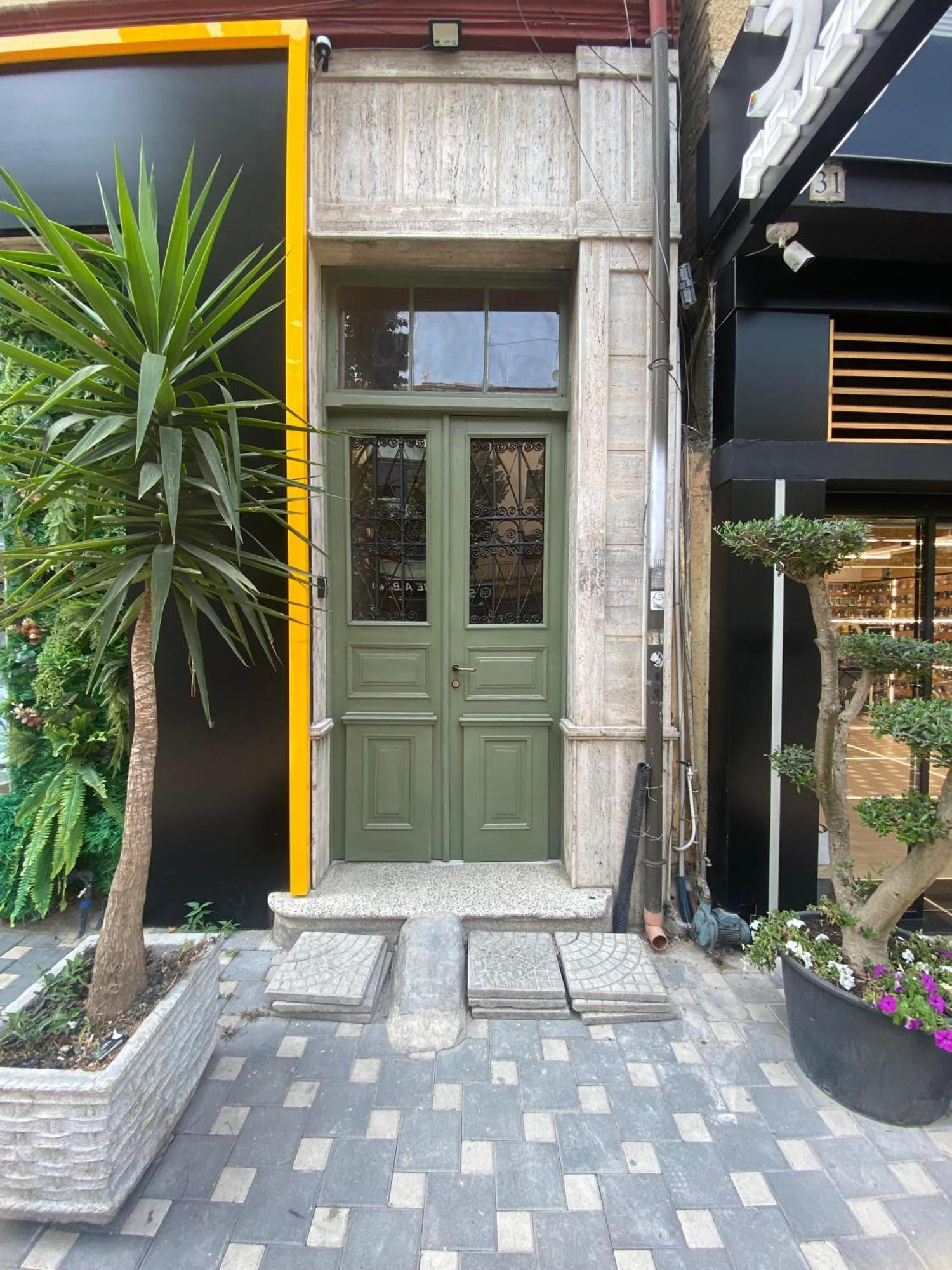 Studio31Apartments Tirana City Center Exteriör bild
